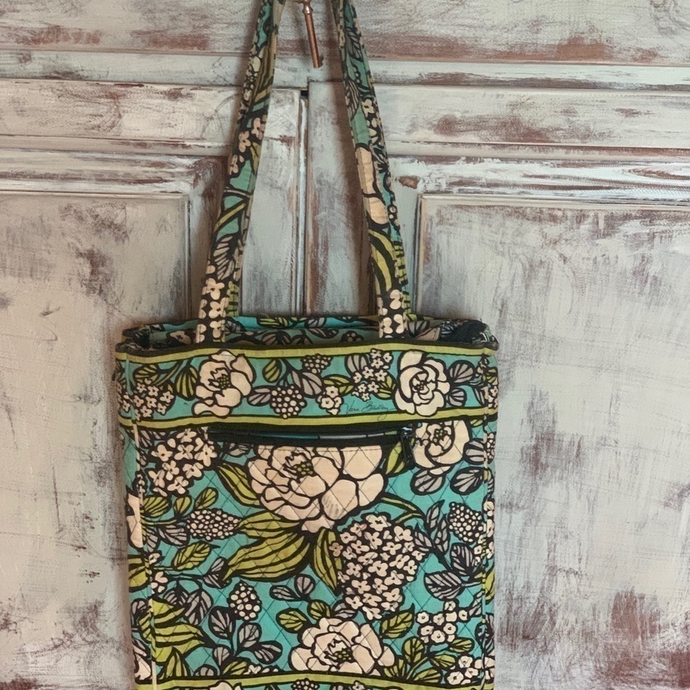 Vera Bradley Island Bloom Laptop case & Sleeve​​​​​​​​​ - Picture 5 of 8